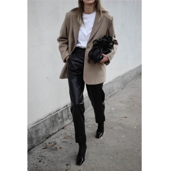 Vintage Pants - Vintage high rise black leather trousers